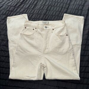 Abercrombie and Fitch Curve Love The Ankle Straight Ultra High Rise Jeans